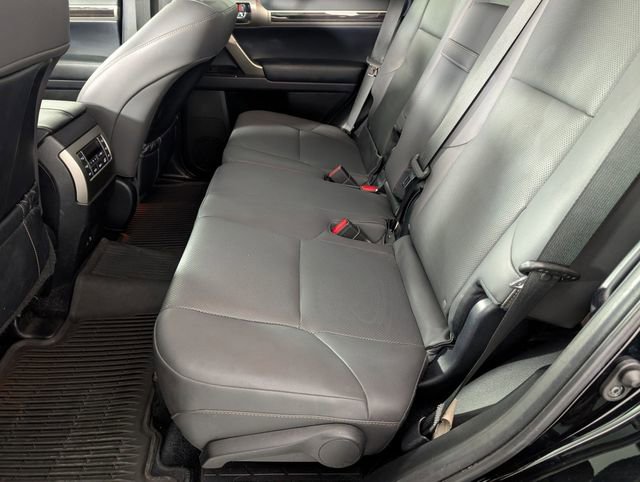 Used 2021 Lexus GX 460 Premium w/ Premium Package image 28