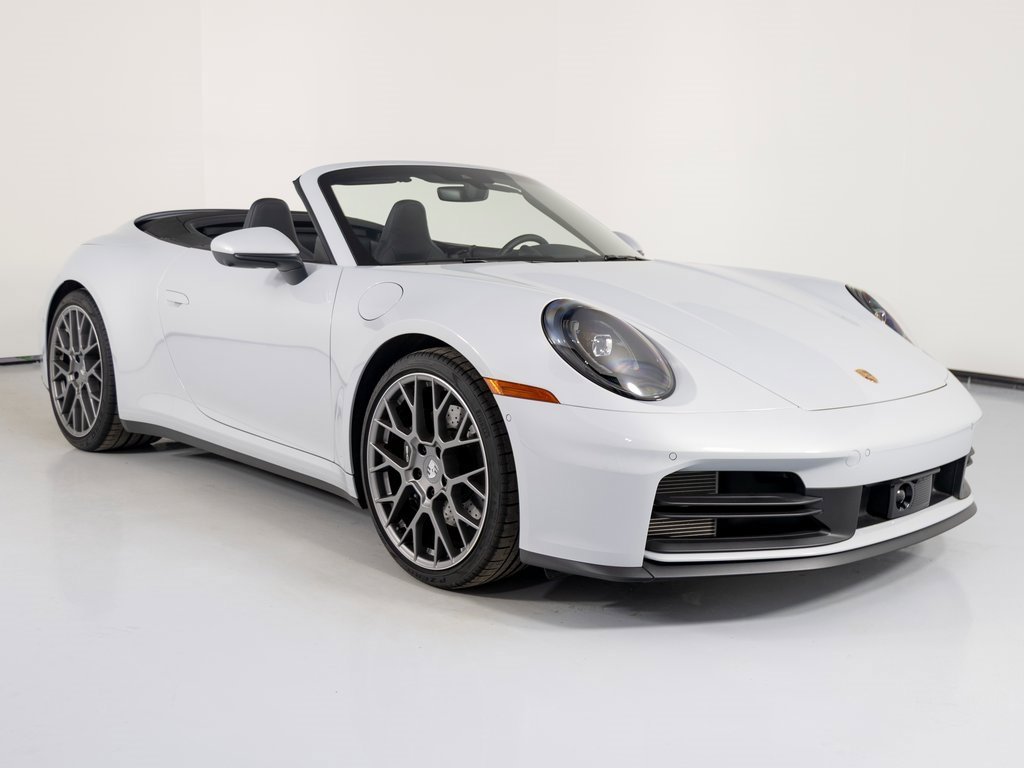 Certified 2025 Porsche 911 Carrera image 8