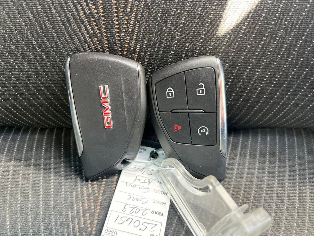 Used 2023 GMC Canyon AT4 AWD/4WD image 28