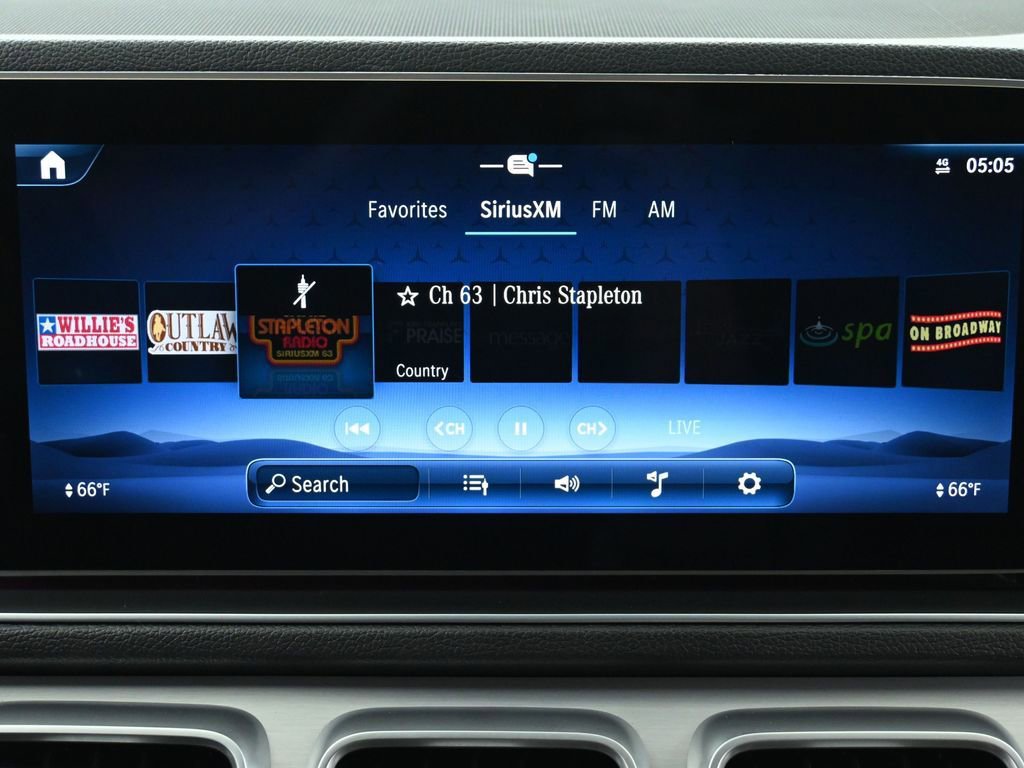 Used 2024 Mercedes-Benz GLE 450e 4MATIC image 35