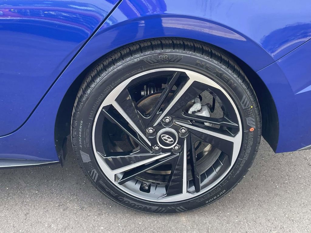 Certified 2022 Hyundai Elantra N Line image 9