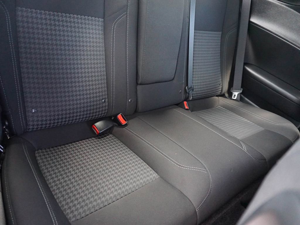 Used 2017 Dodge Challenger SXT RWD image 16