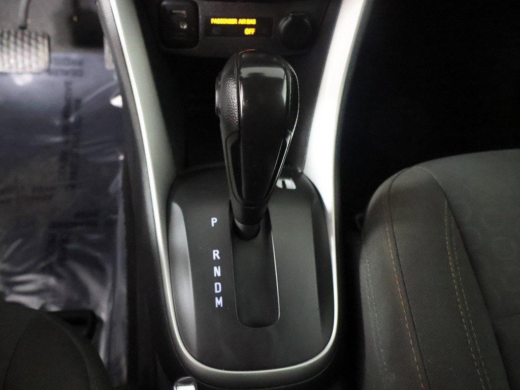 Used 2021 Chevrolet Trax LS image 41