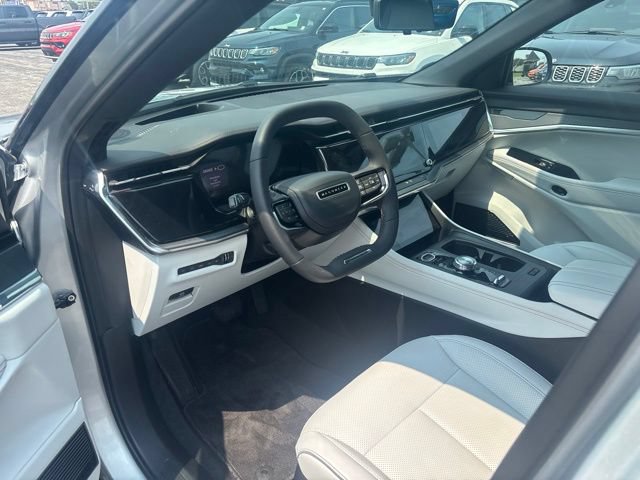 Used 2025 Jeep Wagoneer S Limited w/ Comfort Package AWD/4WD image 24