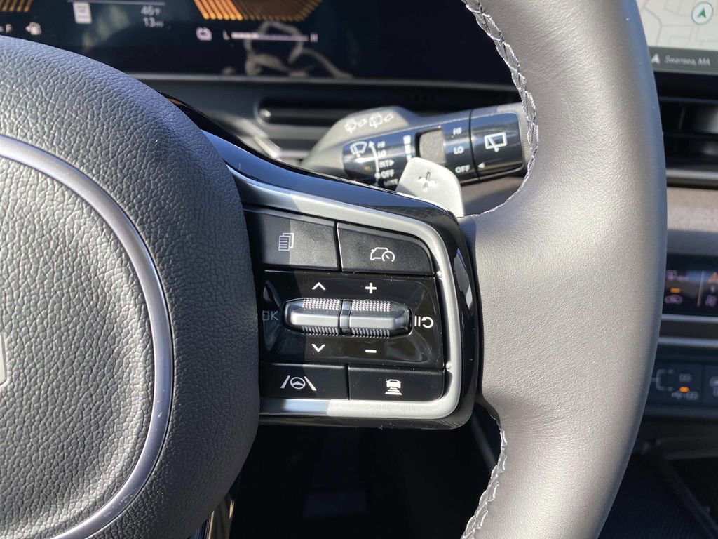 New 2026 Kia Carnival EX image 15