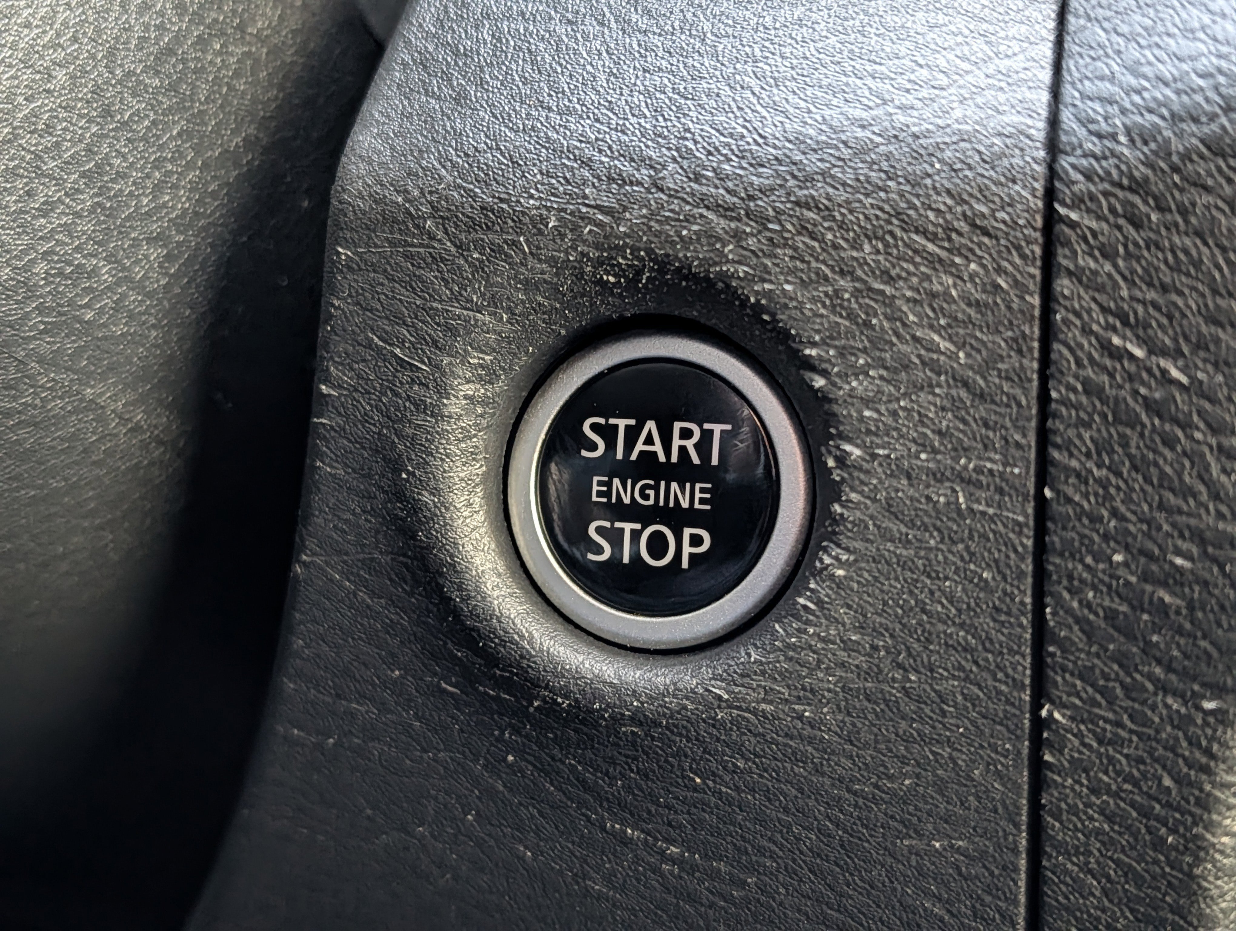 Used 2023 Nissan Frontier SV w/ Midnight Edition Package image 33