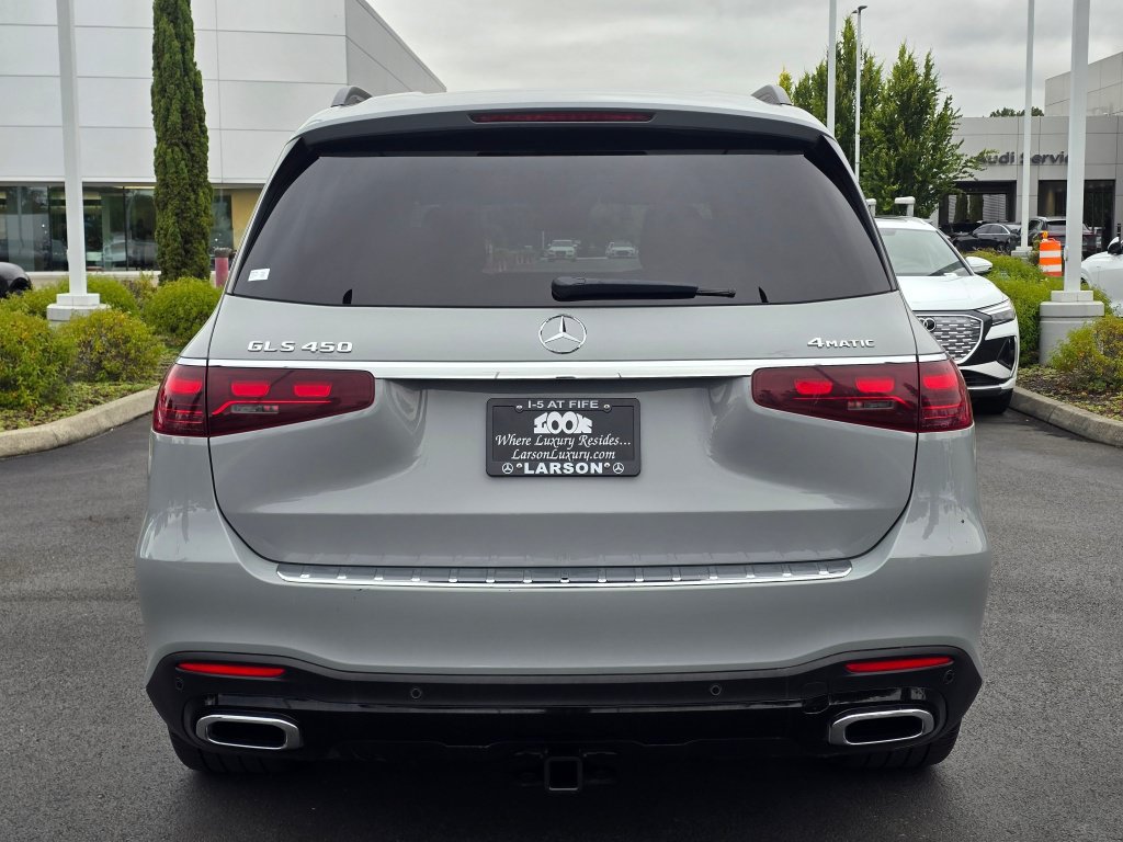 Used 2024 Mercedes-Benz GLS 450 4MATIC image 5