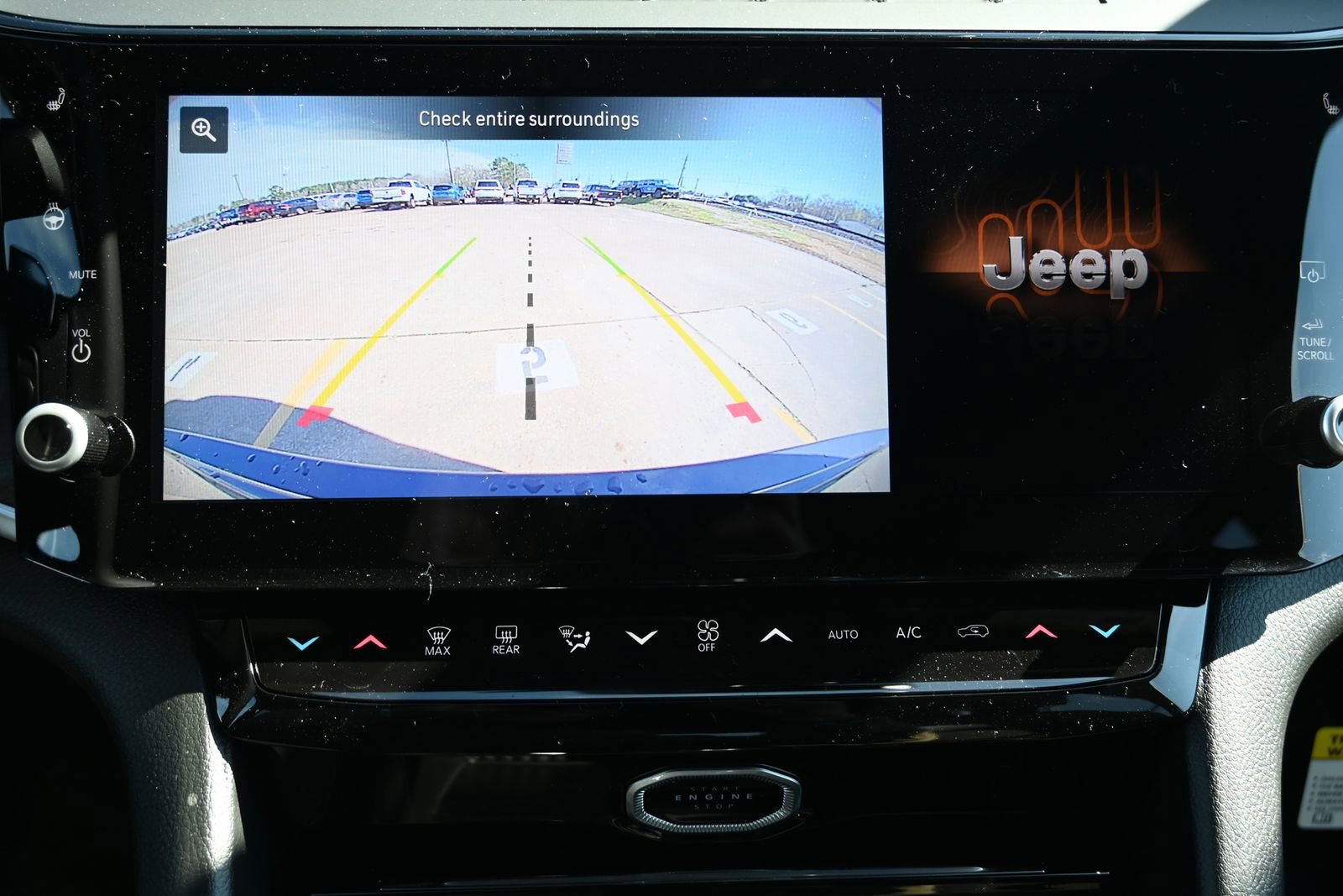 New 2026 Jeep Grand Cherokee Altitude AWD/4WD image 12
