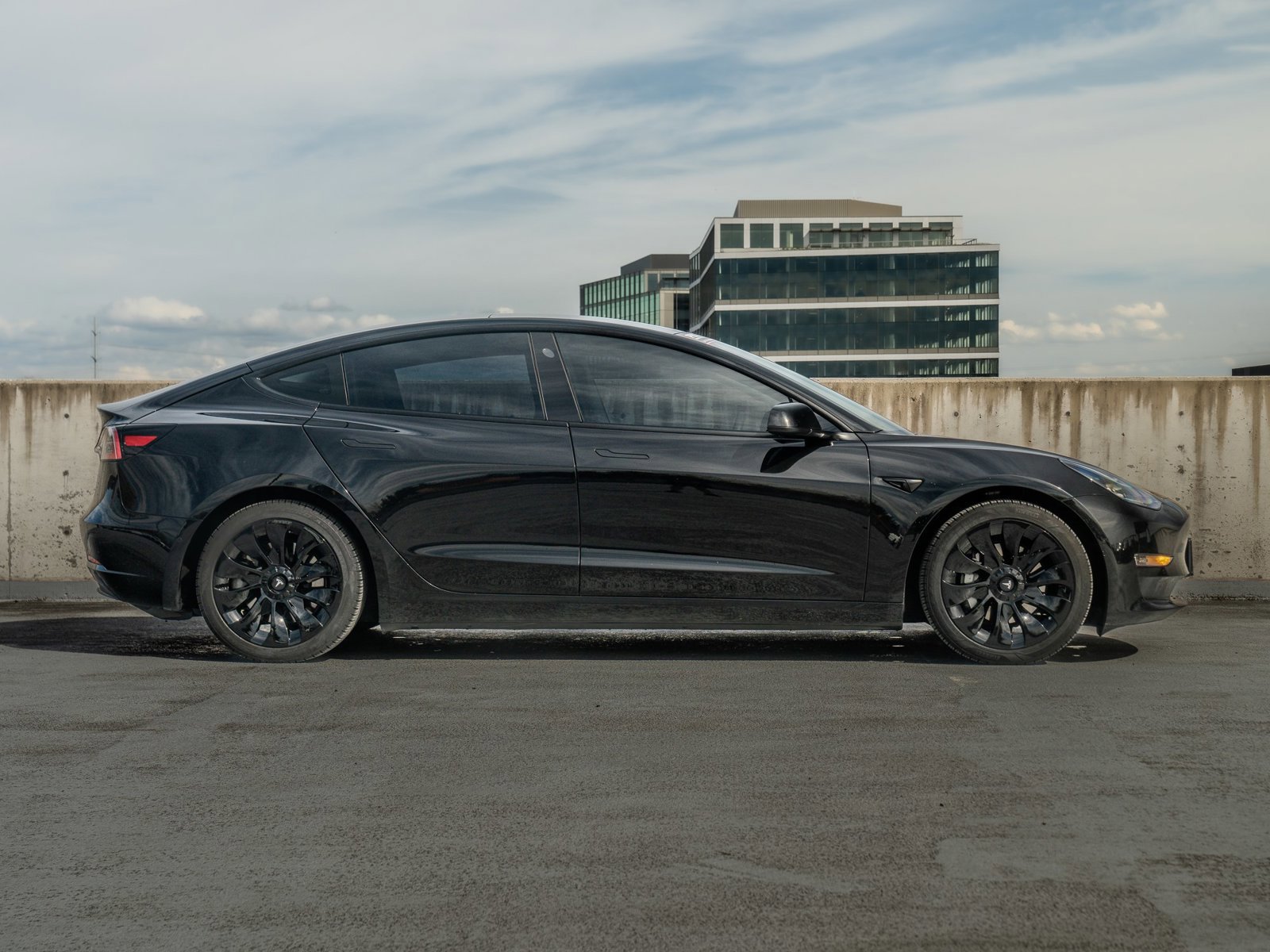 Used 2021 Tesla Model 3 Long Range image 2