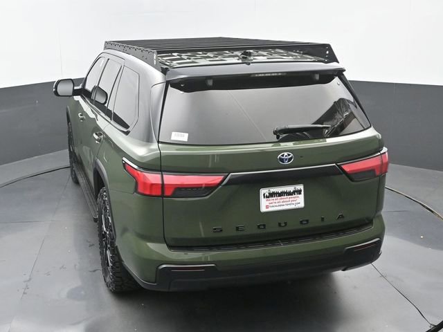 Used 2023 Toyota Sequoia SR5 w/ SR5 Premium Package AWD/4WD image 33