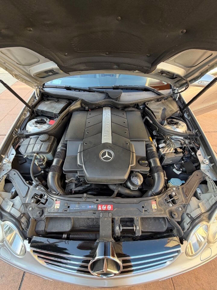 Used 2005 Mercedes-Benz CLK 500 Cabriolet w/ Lighting Pkg image 33