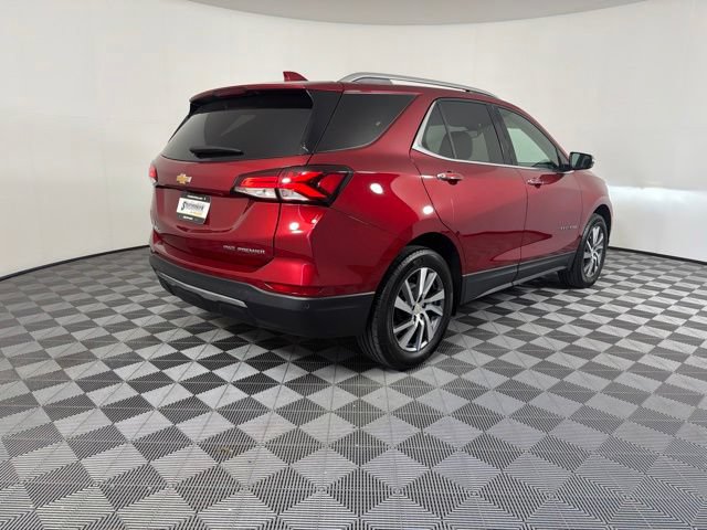 Used 2023 Chevrolet Equinox Premier AWD/4WD image 6