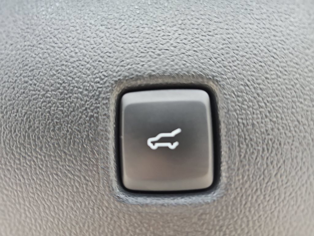 Used 2024 Ford Escape ST-Line w/ Tech Pack #1 FWD image 13