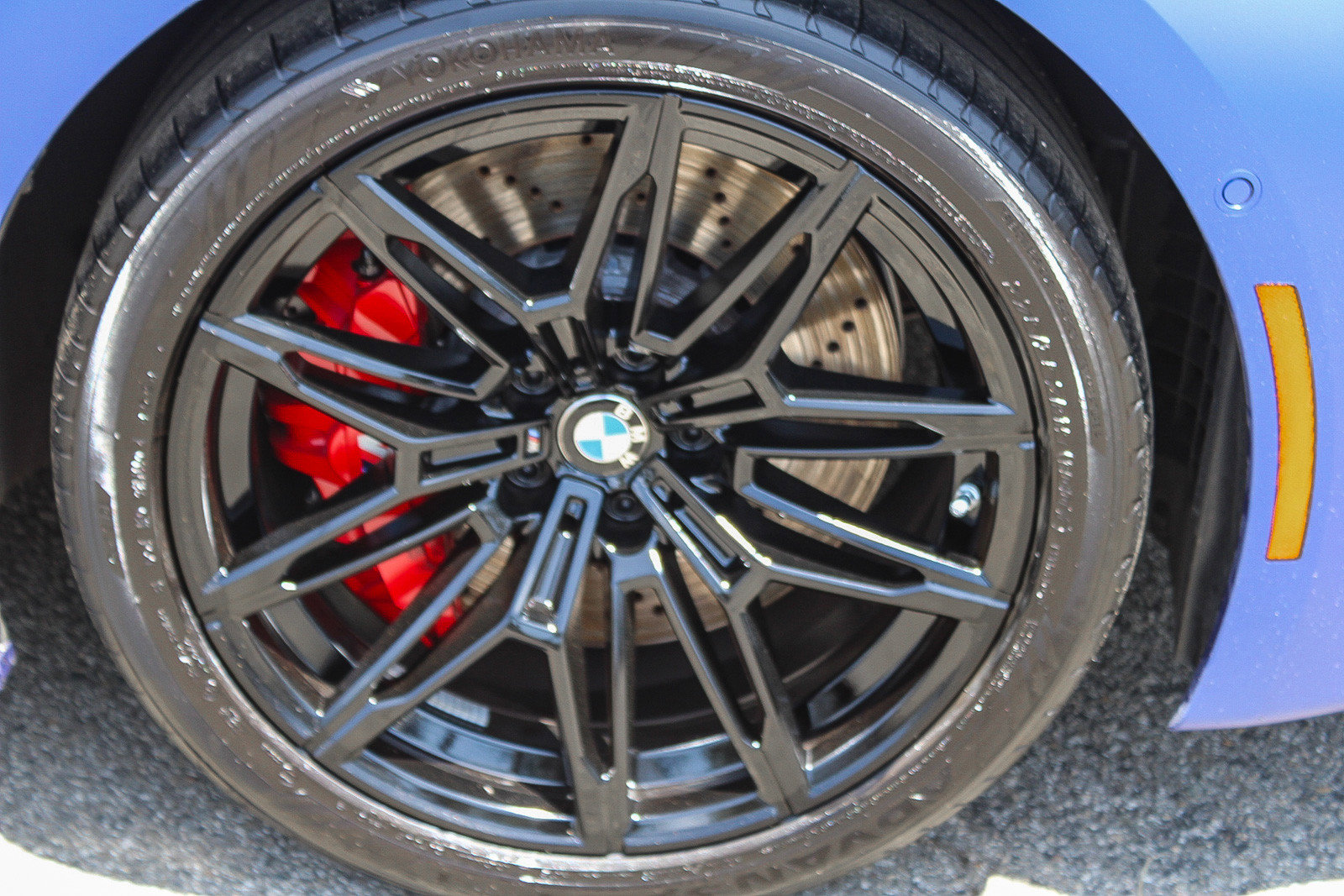 Used 2025 BMW M2 w/ Lighting Package RWD image 11