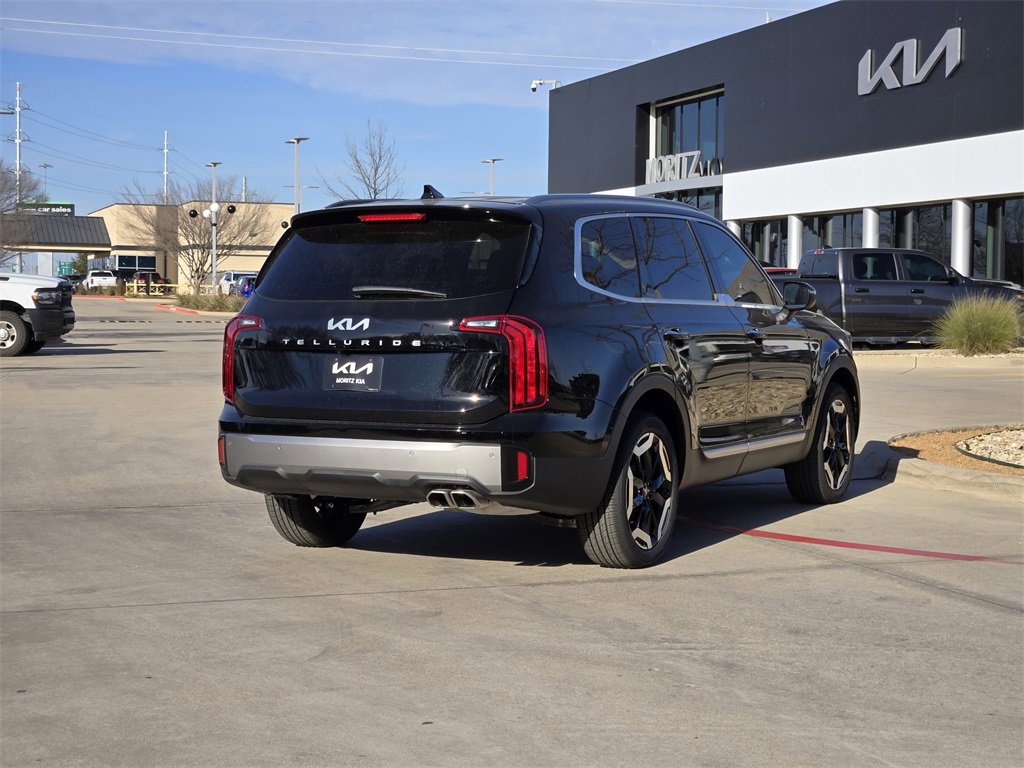 New 2025 Kia Telluride S image 4