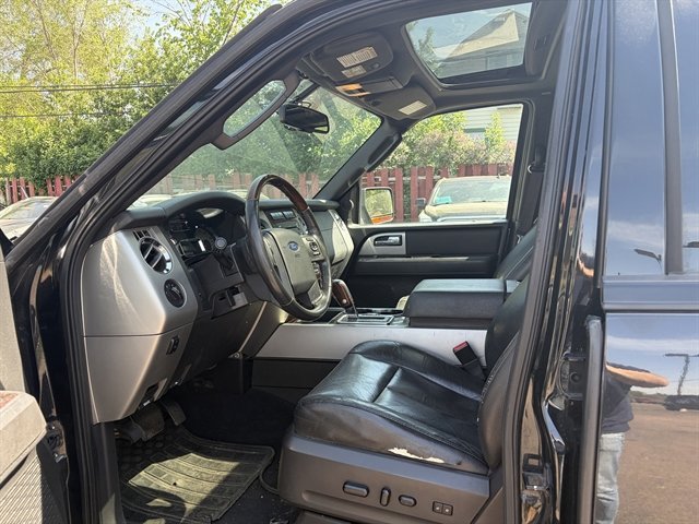 Used 2010 Ford Expedition Limited AWD/4WD image 5