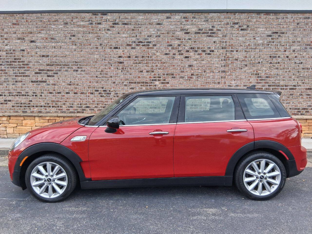 Used 2016 MINI Cooper Clubman S FWD image 2