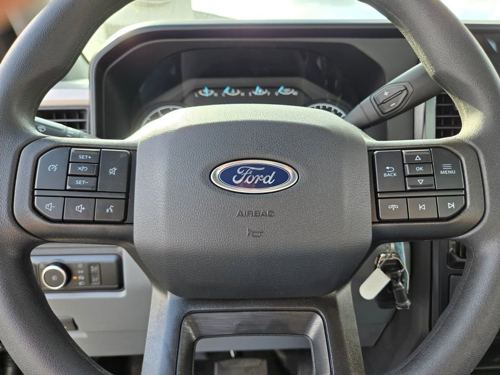 New 2025 Ford F350 XL w/ XL Chrome Package image 17