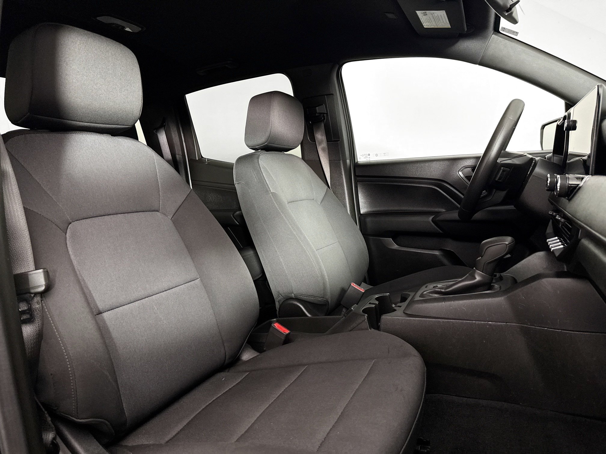 Used 2023 Chevrolet Colorado W/T RWD image 33