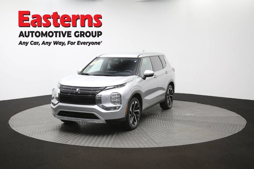 Used 2024 Mitsubishi Outlander SE AWD/4WD image 54