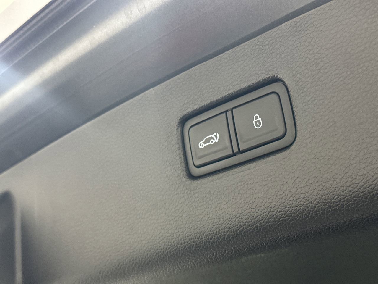 Used 2024 Genesis GV80 3.5T image 9