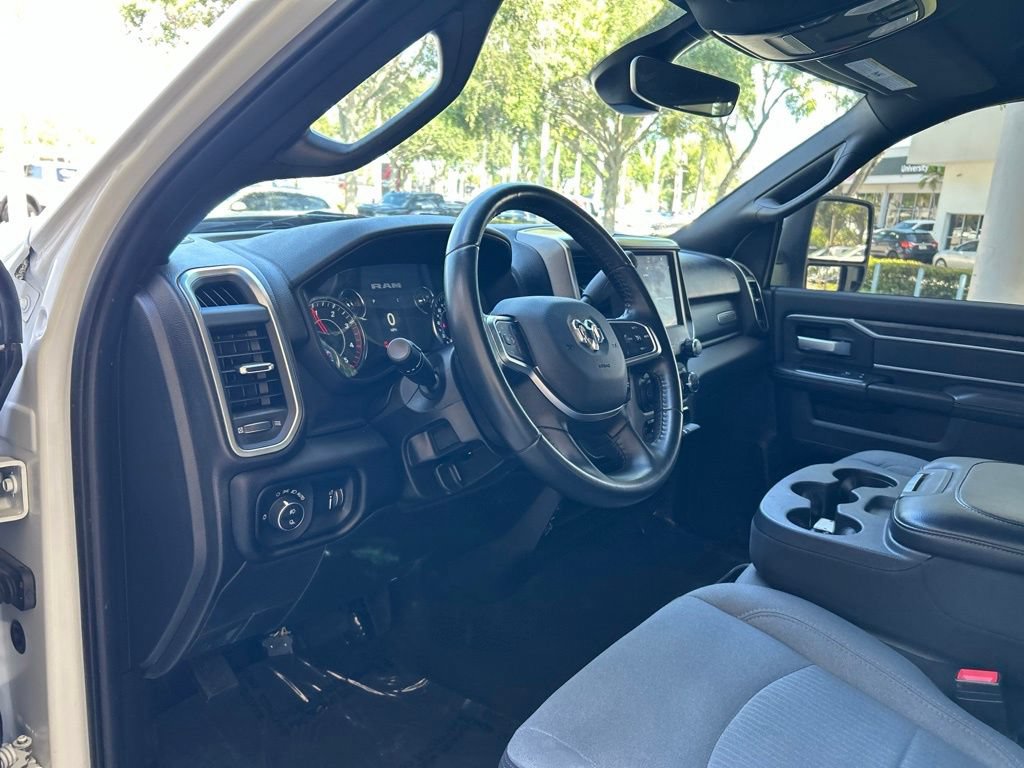 Used 2024 RAM 3500 Big Horn AWD/4WD image 7