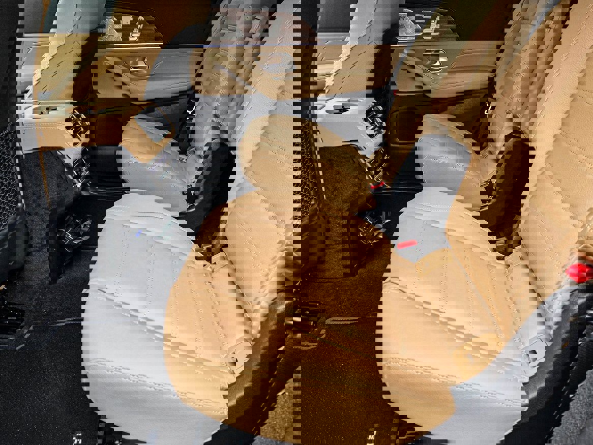 New 2026 Mercedes-Benz GLS 580 4MATIC image 27