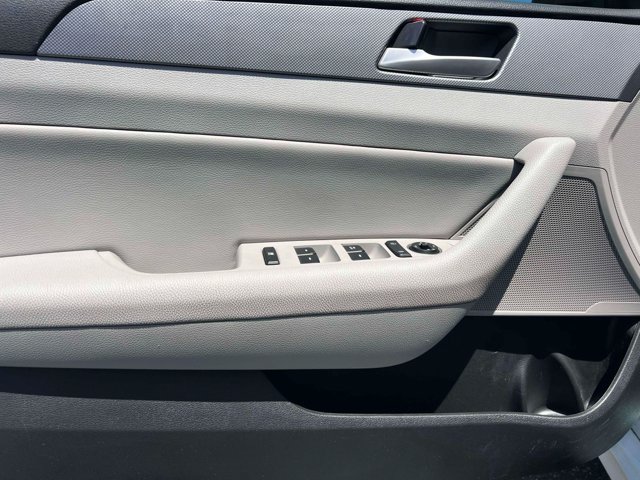 Used 2018 Hyundai Sonata SEL FWD image 19