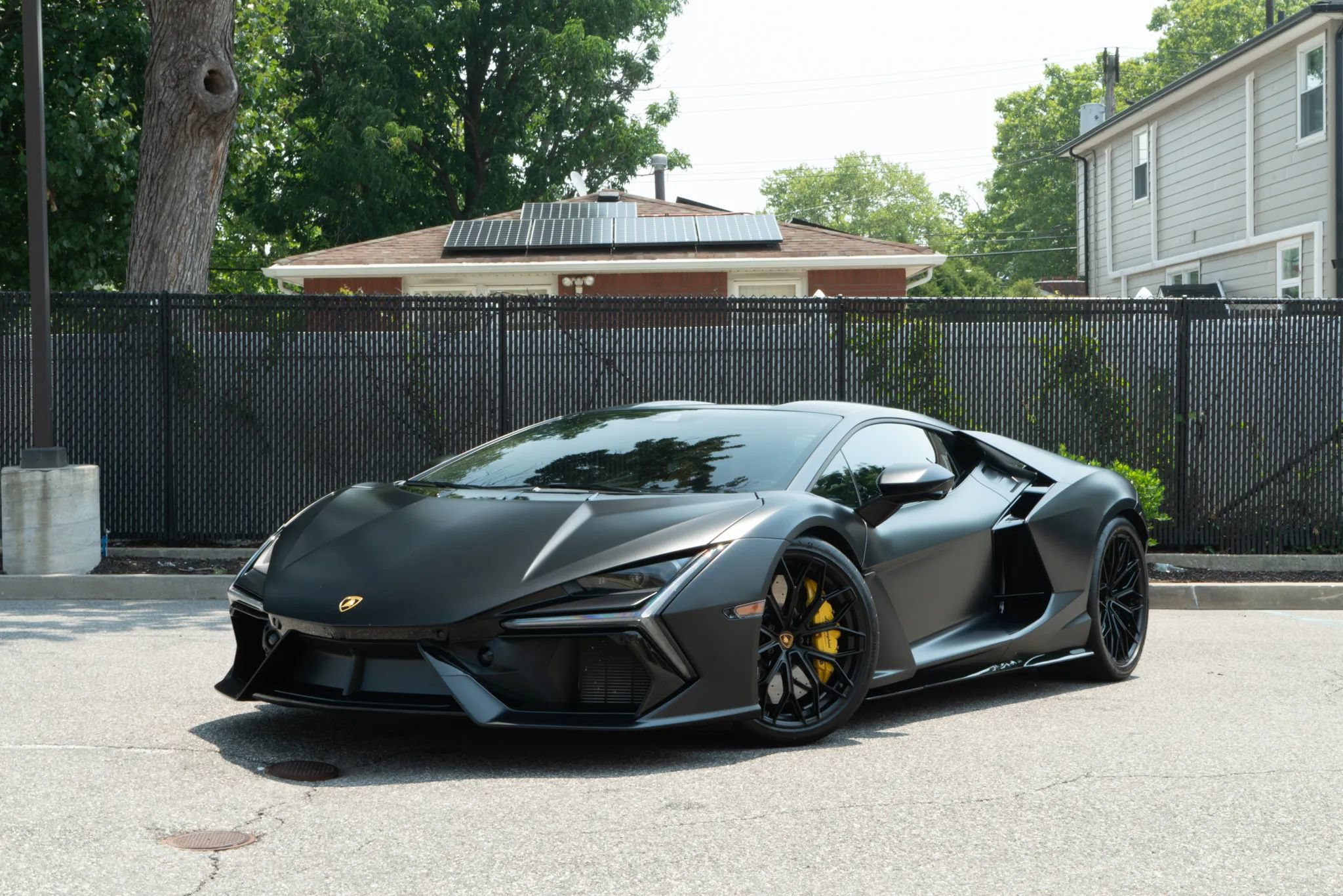 Used 2024 Lamborghini Revuelto AWD/4WD image 3