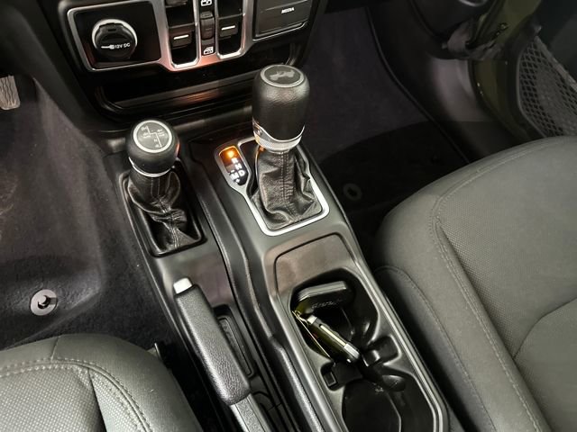 Used 2023 Jeep Wrangler Unlimited w/ Cold Weather Group image 20