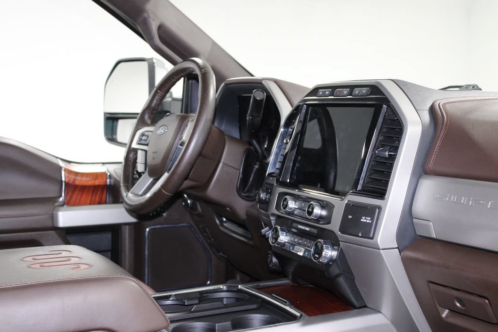 Used 2022 Ford F350 King Ranch w/ King Ranch Ultimate Package AWD/4WD image 32