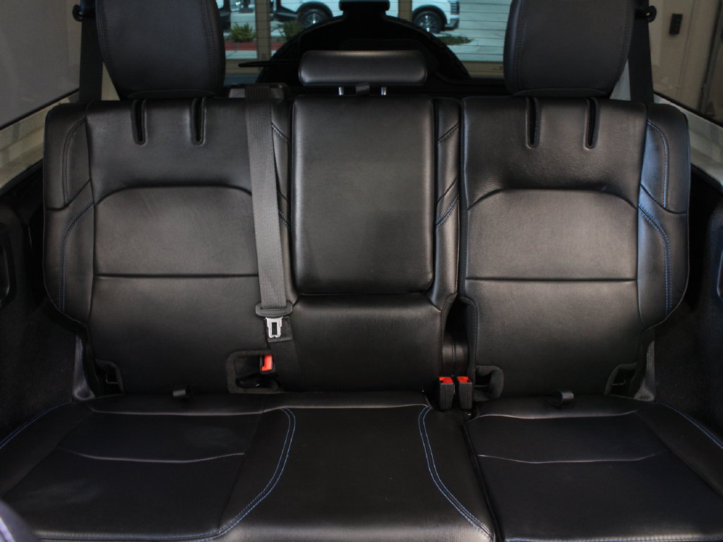 Used 2023 Jeep Wrangler Unlimited Rubicon 4xe AWD/4WD image 31