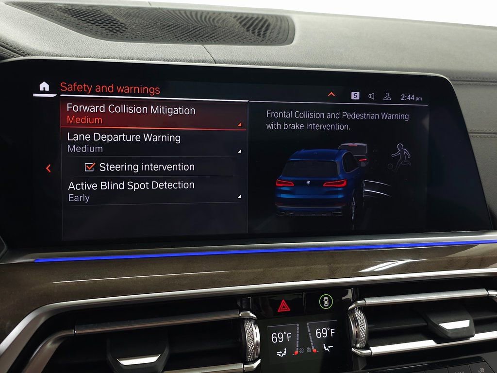 Used 2019 BMW X5 xDrive50i w/ Premium Package 2 AWD/4WD image 26
