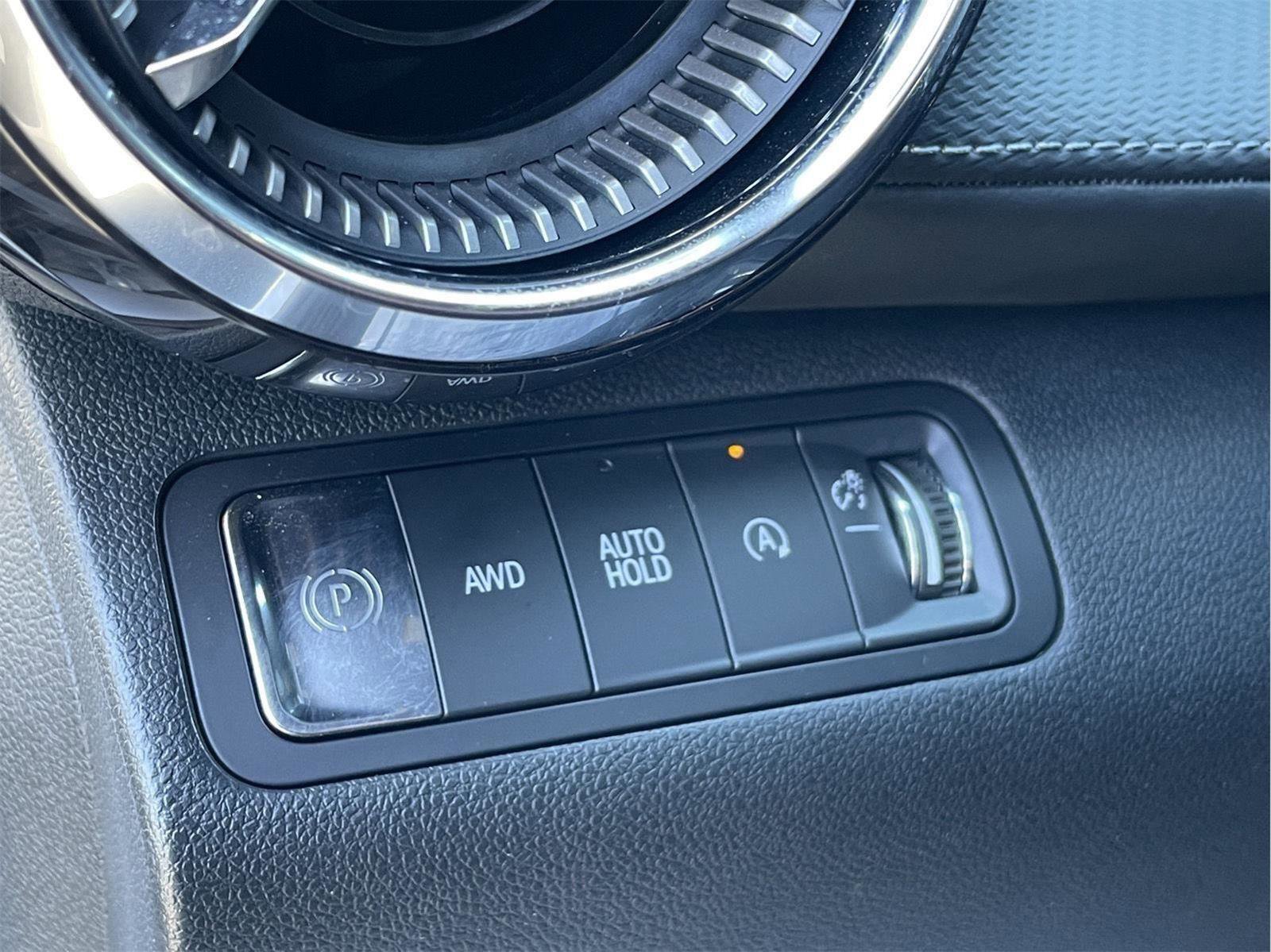 Used 2026 Chevrolet Equinox LT w/ Midnight Edition image 24