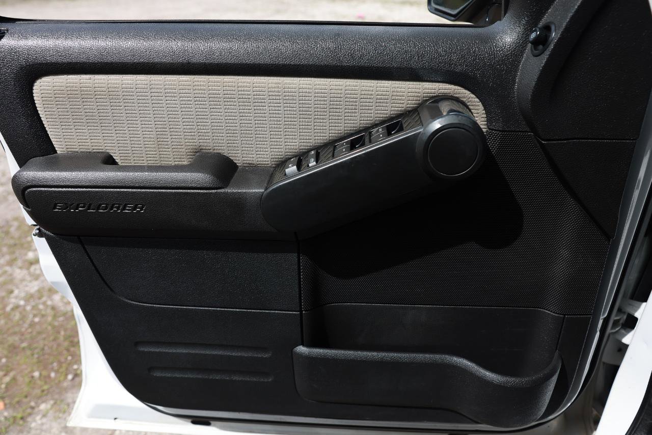 Used 2008 Ford Explorer XLT RWD image 39
