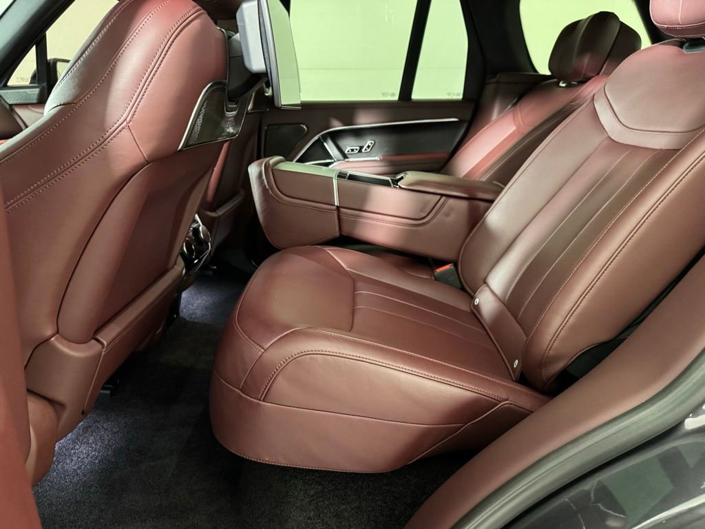 Used 2024 Land Rover Range Rover Autobiography image 29