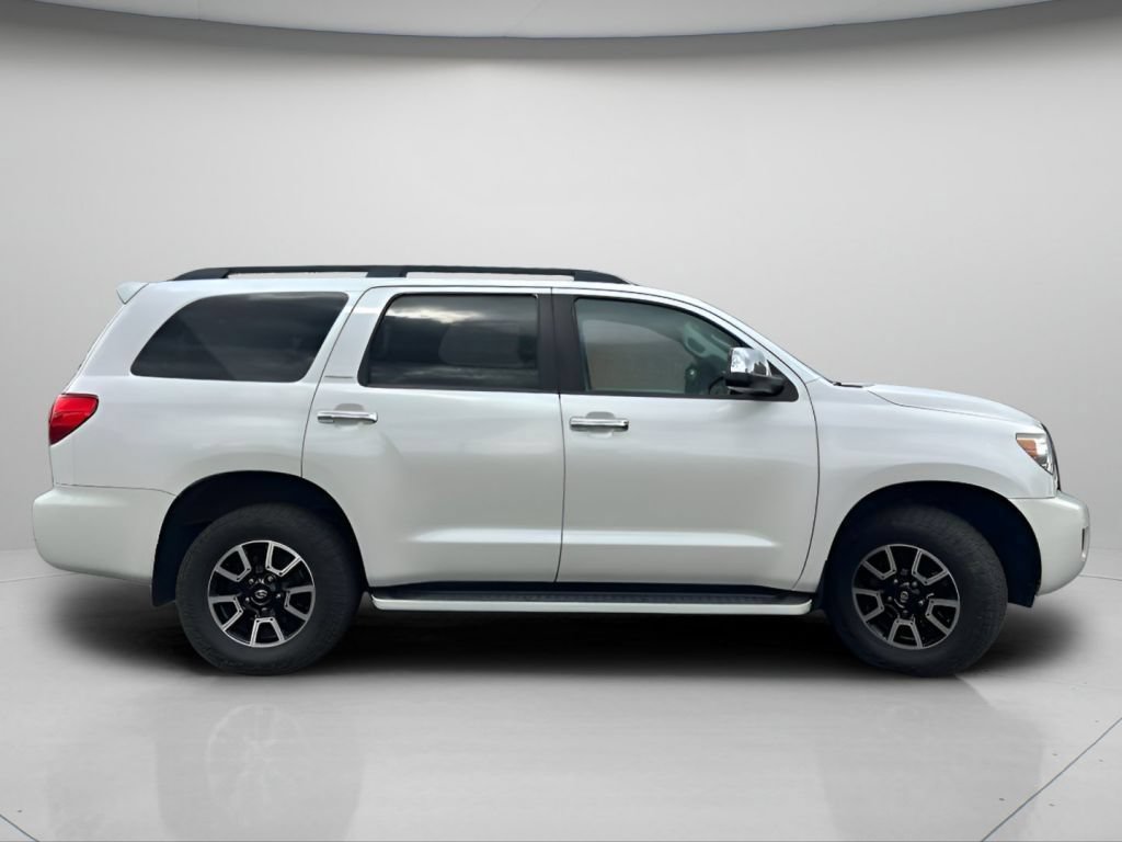 Used 2016 Toyota Sequoia Platinum AWD/4WD image 4