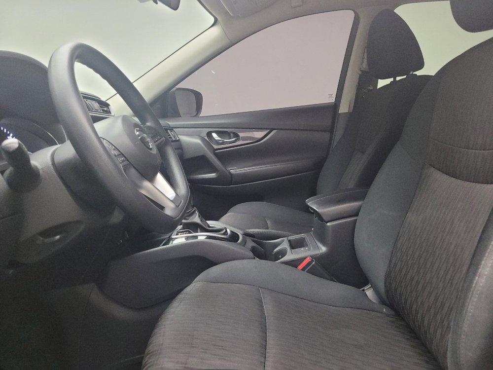Used 2018 Nissan Rogue S AWD/4WD image 17