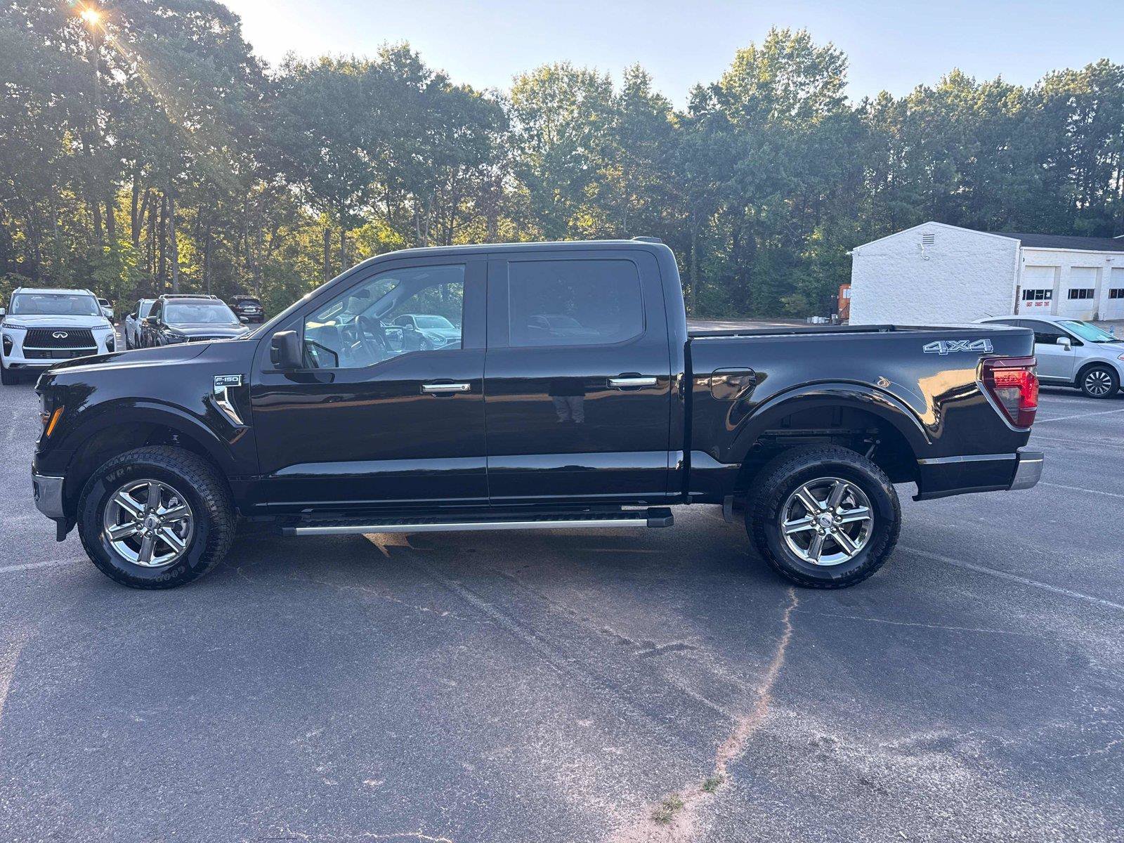 Used 2025 Ford F150 XLT w/ Equipment Group 301A Standard AWD/4WD image 9