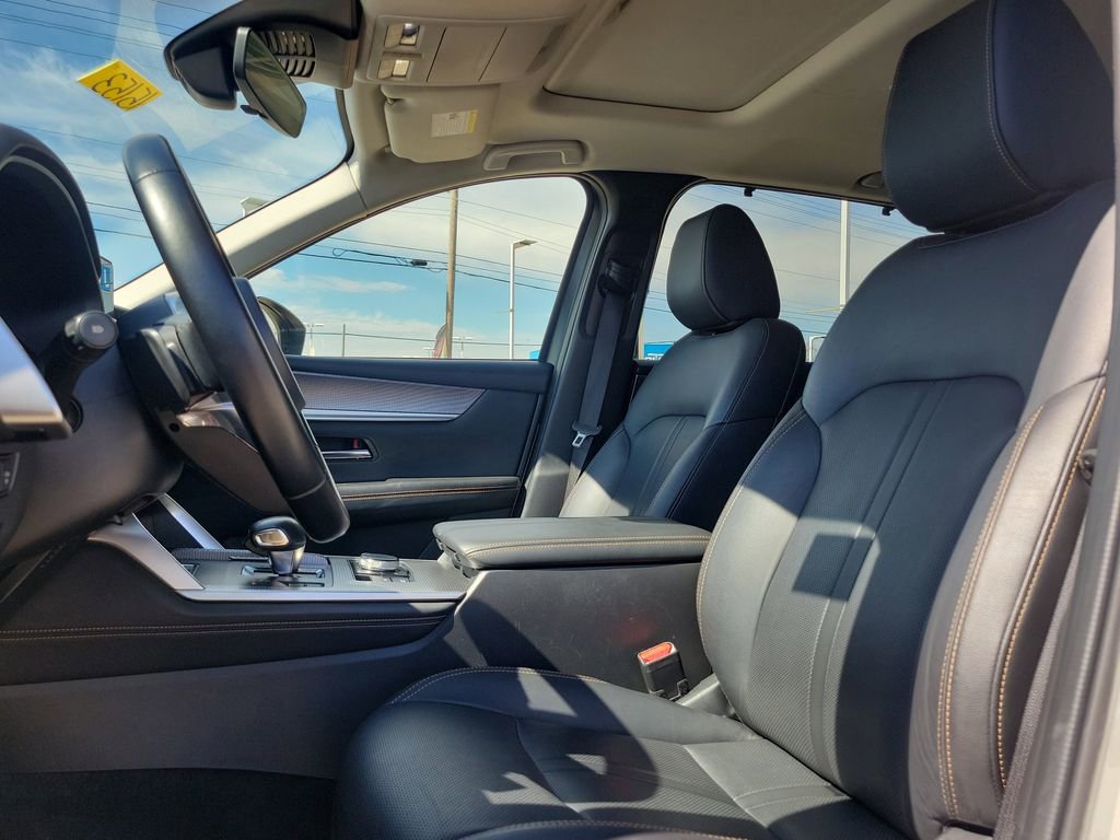 Used 2025 MAZDA CX-70 3.3 Turbo w/ Preferred Package image 18