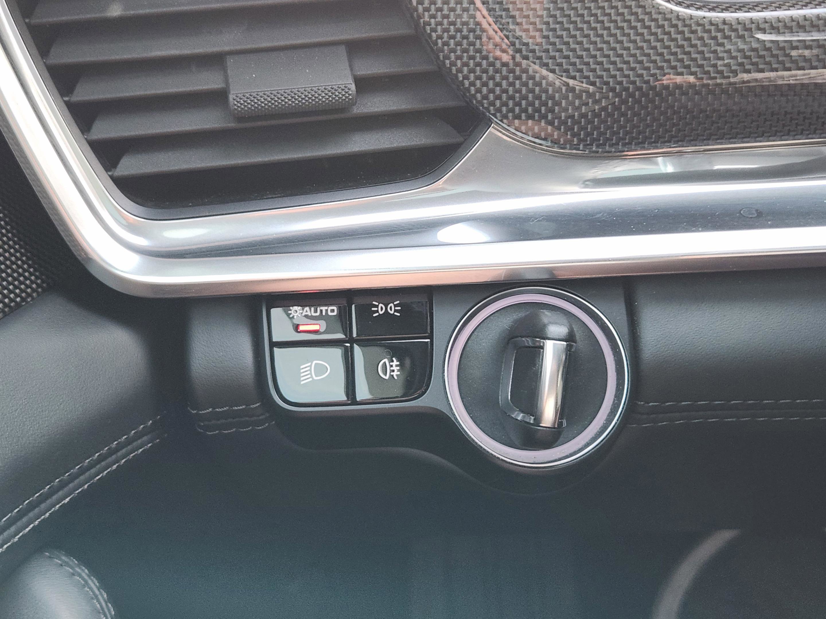 Used 2018 Porsche Panamera Turbo S image 21