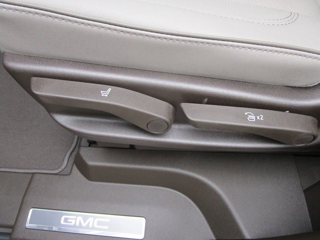 New 2026 GMC Yukon Elevation w/ Elevation Premium Package image 20