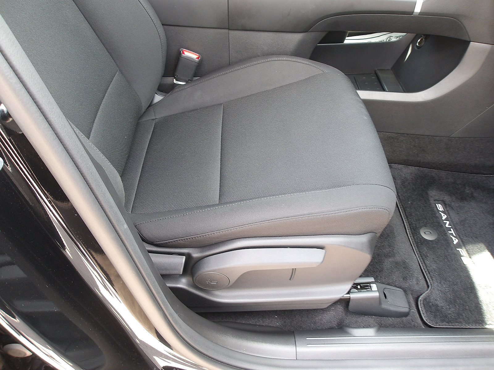 Certified 2026 Hyundai Santa Fe SE AWD/4WD image 10