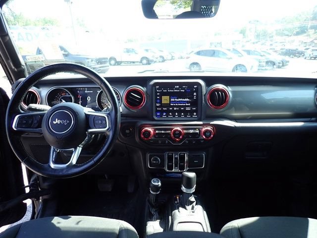 Used 2020 Jeep Wrangler Unlimited Sahara AWD/4WD image 13