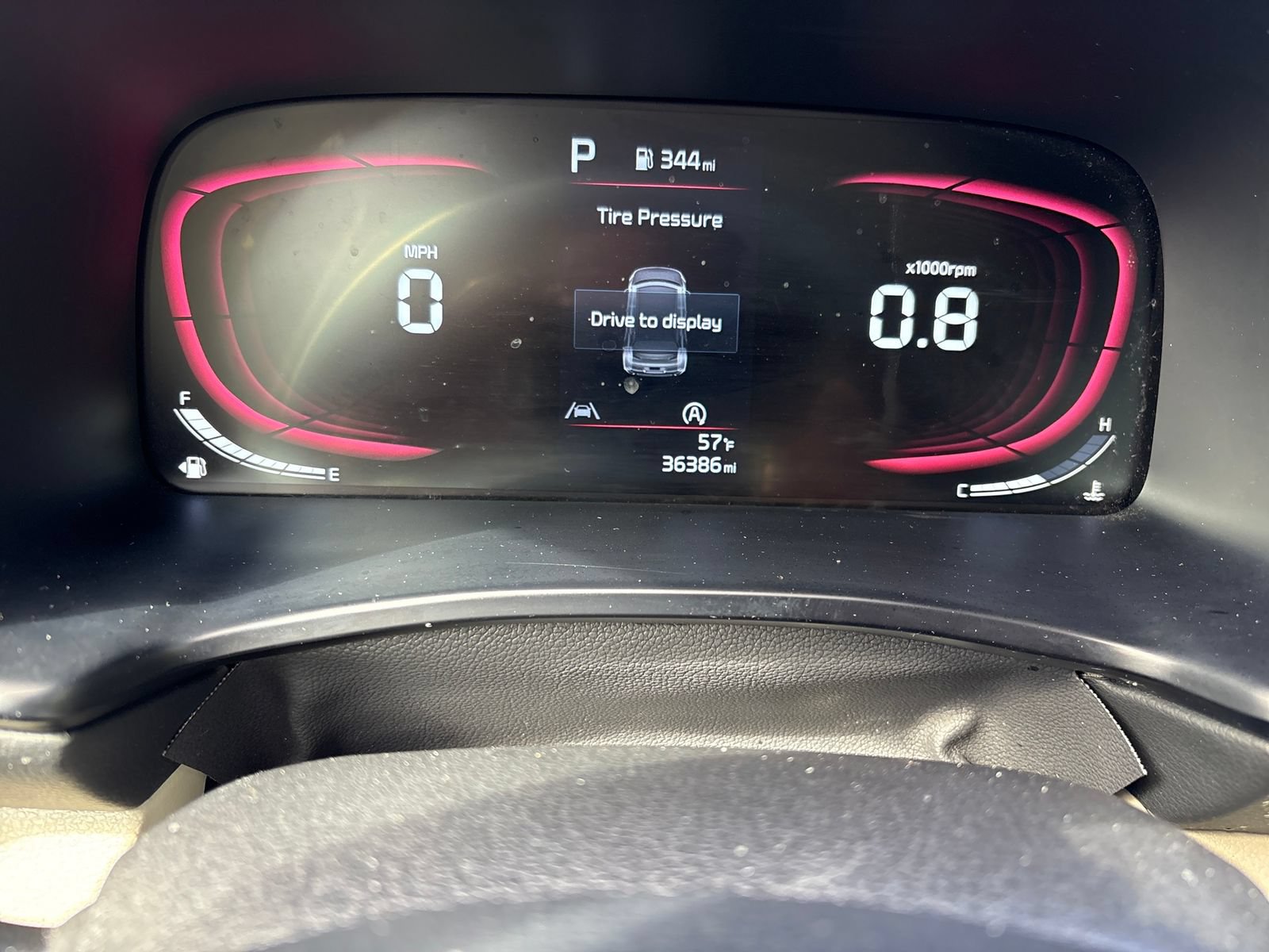 Used 2025 Kia Soul LX w/ LX Technology Package FWD image 16