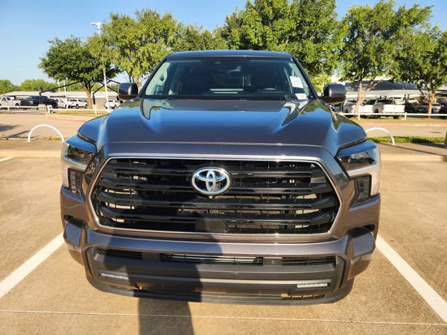 Used 2023 Toyota Sequoia SR5 w/ SR5 Premium Package AWD/4WD video 2