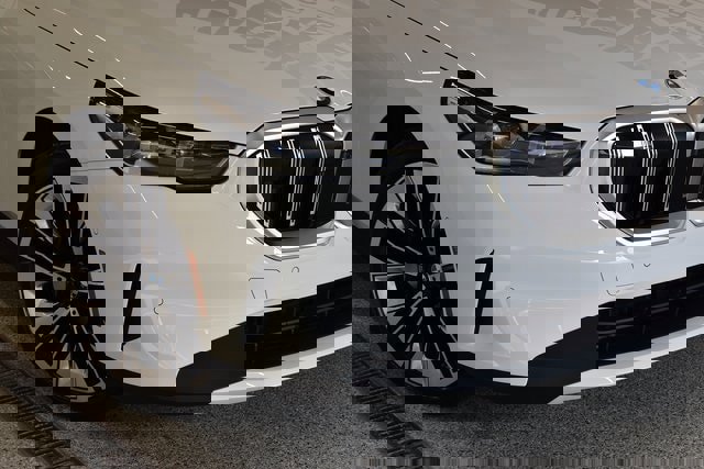 New 2026 BMW 530i xDrive xDrive w/ Premium Package image 15