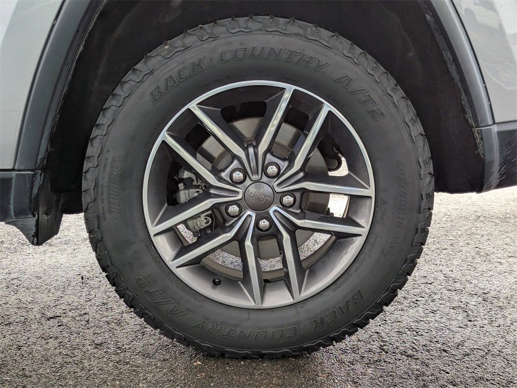 Used 2020 Jeep Grand Cherokee Limited w/ Luxury Group II image 50