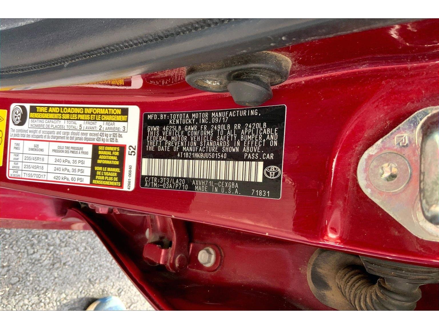 Used 2018 Toyota Camry XLE image 29