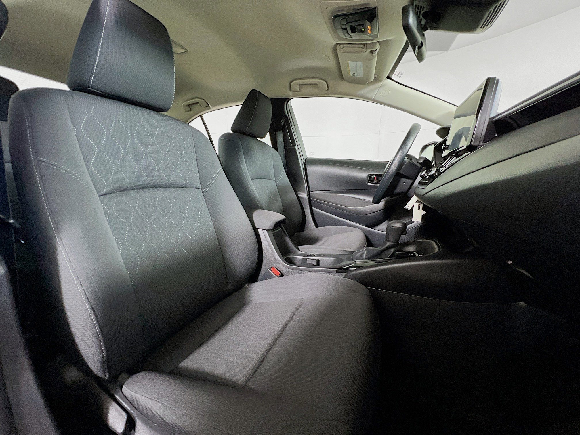 Certified 2025 Toyota Corolla LE image 23